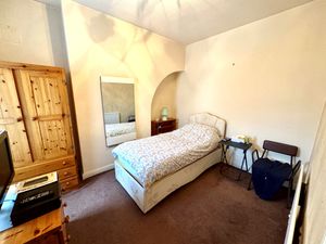 Photo 8- click for photo gallery